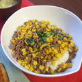 クック0SHMUP☆'s cooksnap of when they made 合い挽肉とコーンと枝豆のそぼろ丼.