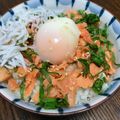 ☆さぶ☆☆'s cooksnap of when they made 鮭そぼろと大葉の粉チーズ温玉丼♪.