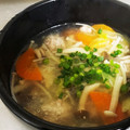 ☆やすちゃん☆'s cooksnap of when they made 肉団子とたっぷりキノコのとろみスープ.