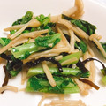 クックX0BBMD☆'s cooksnap of when they made 大根の葉とえのきだけの塩昆布炒め.