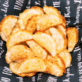 えリﾋﾟｮﾝ★'s cooksnap of when they made 餃子の皮で☆簡単りんごのパイ風.