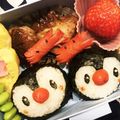 ハローこんにちは's cooksnap of when they made お弁当に♪簡単ペンギンおにぎり♪.