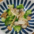 あさころり's cooksnap of when they made 海老と帆立とブロッコリーの塩昆布炒め.