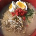 Yokchina's cooksnap of when they made 博多豚骨らーめん.