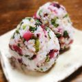 ちゃちゃまる26's cooksnap of when they made 爽やか☆しば漬けと大葉のおにぎり.