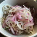 sakamiki's cooksnap of when they made 赤玉ねぎと蓮根のマリネ★作り置き.