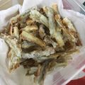 momonaomam's cooksnap of when they made 居酒屋メニュー再現♪超簡単ごぼうチップ.