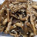 おさむーちょ's cooksnap of when they made 辛くない！金平ゴボウ＋しめじ.