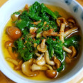 ＊キーツニャン＊'s cooksnap of when they made 白だしで簡単！春菊となめこのさっと煮.