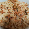 クックA4U5YO☆'s cooksnap of when they made 桜えびと塩こんぶの簡単炊き込みご飯.