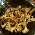 meise17's cooksnap of when they made ダイエット中でもＯＫ！舞茸のマヨ醤油炒め.