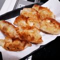 airi777's cooksnap of when they made Wチーズが旨い！揚げポテ餃子.