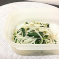 ☆こまっと☆'s cooksnap of when they made モヤシとほうれん草のナムル.