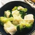 YUKIKI☆'s cooksnap of when they made ✿簡単♪美味♪ブロッコリーのチーズ蒸し✿.