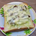 ＊なぁ＊'s cooksnap of when they made 簡単！照り焼きハンバーガー風トースト.