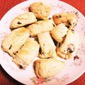 maccaas's cooksnap of when they made 凄ウマ★袋１枚で簡単レーズンスコーン☆.