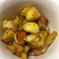 mizumelo's cooksnap of when they made じゃがいもとウインナーのカレー粉炒め.