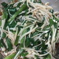 サーフブレイド's cooksnap of when they made ニラとエノキの酢みそ和え.