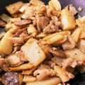nakotarin's cooksnap of when they made 山芋と豚肉ときのこのオイスターソース炒め.