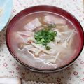 hanemakoo's cooksnap of when they made ベーコンとキノコの簡単コンソメスープ♪.