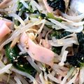 y_u♡'s cooksnap of when they made もやしとほうれん草の中華風和え物.
