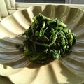 にゃんがす's cooksnap of when they made シャキシャキ美味♥春菊の胡麻酢和え.