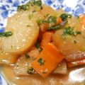 クックC01UM0☆'s cooksnap of when they made 沢山食べちゃう！鶏ももと大根たっぷり煮物.