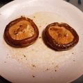 tomoyofeb5's cooksnap of when they made レンジでできるしいたけのバター醤油.