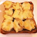 sara0802's cooksnap of when they made バナナとあんこのとろけるチーズトースト♡.