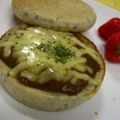 はわいあんトマト's cooksnap of when they made カレーの次の日簡単チーズカレートースト.