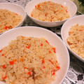 さおりMOM's cooksnap of when they made 簡単♪　炊飯器でカニピラフ.