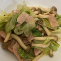 クックKXV51T☆'s cooksnap of when they made レタスとしめじのサラダ.