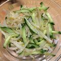 ようさんママ's cooksnap of when they made きゅうりともやしのピリ辛ナムル.