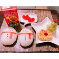 Rina☻'s cooksnap of when they made ゆきだるまこにぎり 幼児食.