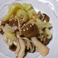 ﾋﾟﾛﾐ♡'s cooksnap of when they made ダシの素で♪キャベツとしめじのごまあえ.
