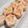 no:no's cooksnap of when they made 簡単ふわふわ♪かにかまでカニ焼売もどき♡.