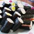 あまいこびと's cooksnap of when they made 魚肉ソーセージde細巻き寿司.