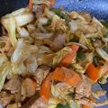 meruko61's cooksnap of when they made 鶏もも肉のカレー醤油野菜炒め.