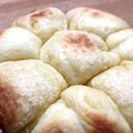 ヘビママ's cooksnap of when they made 夢添加！炊飯器でふわふわなちぎりパン.