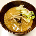 azbjbn's cooksnap of when they made 大根としめじのみそ汁.