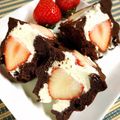 ゆきえもん's cooksnap of when they made チョコレートワッフルの苺サンド.
