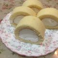 yorimimi's cooksnap of when they made たまご１個で❀ふんわりバニラロールケーキ.