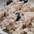 kinkinsan's cooksnap of when they made ✨簡単✨ほったらかし❤️黒豆ご飯♫.