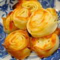 りゅーaqua's cooksnap of when they made 余った餃子の皮でチーズおつまみ.