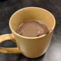 ナツ☆☆'s cooksnap of when they made 粉ミルク消費。ママのホットチョコミルク♫.