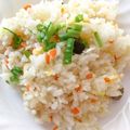 りぃちゃんだよ♪'s cooksnap of when they made 簡単♡鶏ガラでチャーハン.