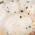りーとぽん's cooksnap of when they made 鮭そぼろおにぎりゴマ風味.