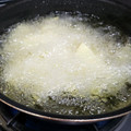nachichoco's cooksnap of when they made 油の待ち時間を利用した皮付きポテト.