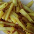 ごーこ♪'s cooksnap of when they made 薩摩芋でおやつ☆揚げないフライドポテト★.