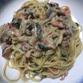 みにゃくろ's cooksnap of when they made 紅鮭で作る♪鮭のクリームパスタ☆.